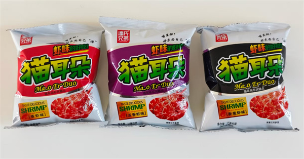 虾味猫耳朵三个口味组合拍